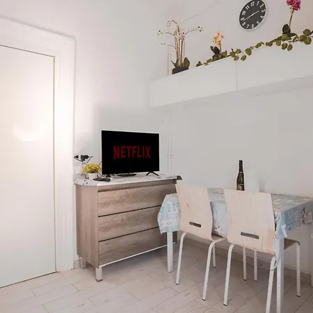 Free Wifi & Netflix Roiano Elegant 公寓 *